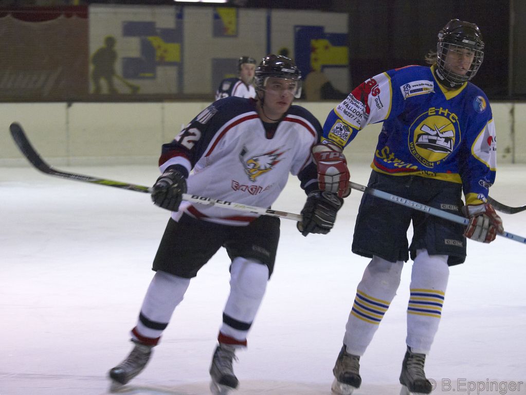 Lightnings1b KMCAdler2008 12 01 20 38 11