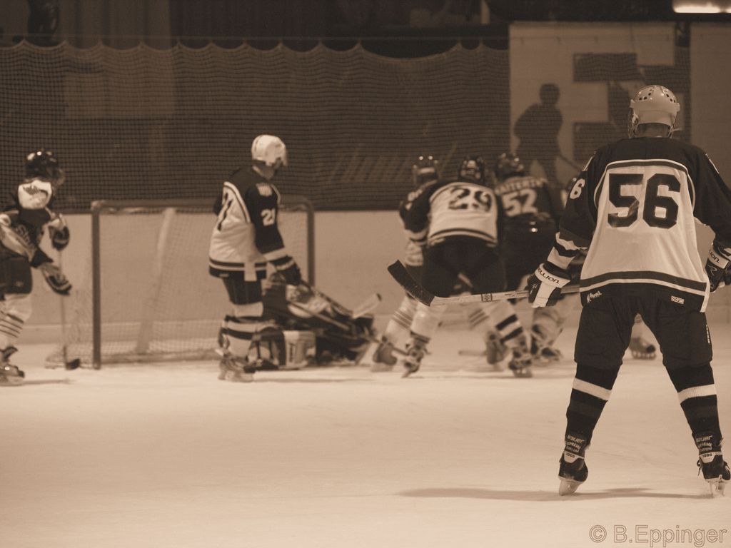 Lightnings1b KMCAdler2008 12 01 21 33 23