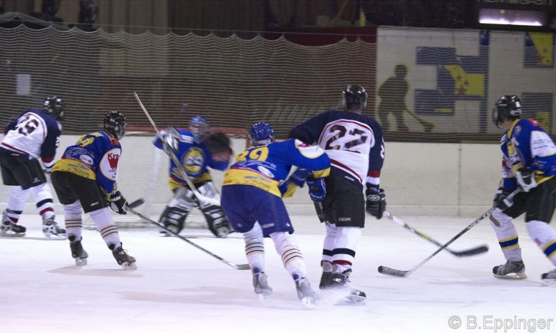 Normal Lightnings1b KMCAdler2008 12 01 20 19 45