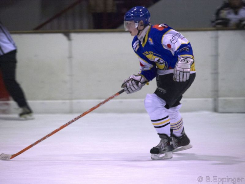 Normal Lightnings1b KMCAdler2008 12 01 21 11 20