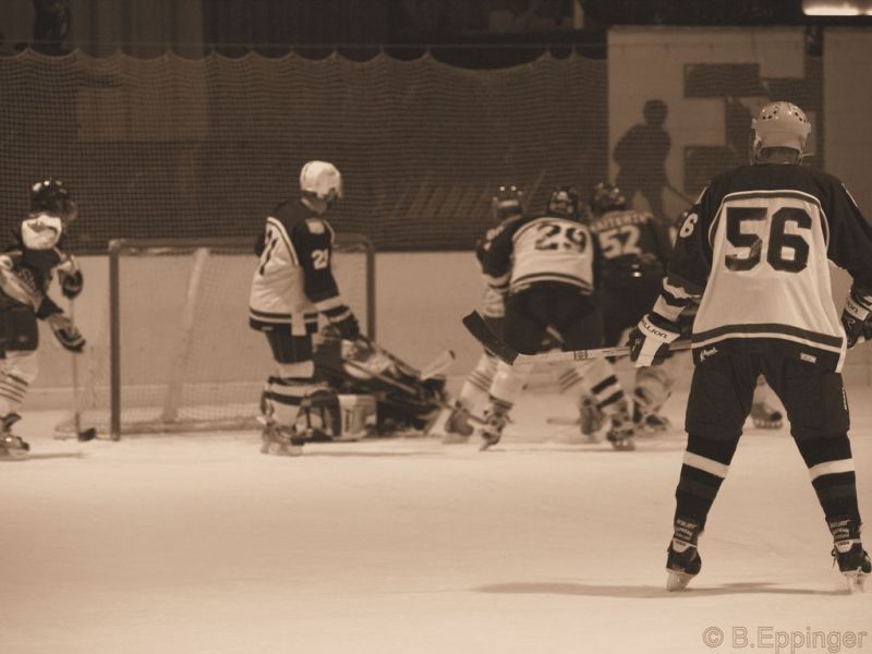 Normal Lightnings1b KMCAdler2008 12 01 21 33 23