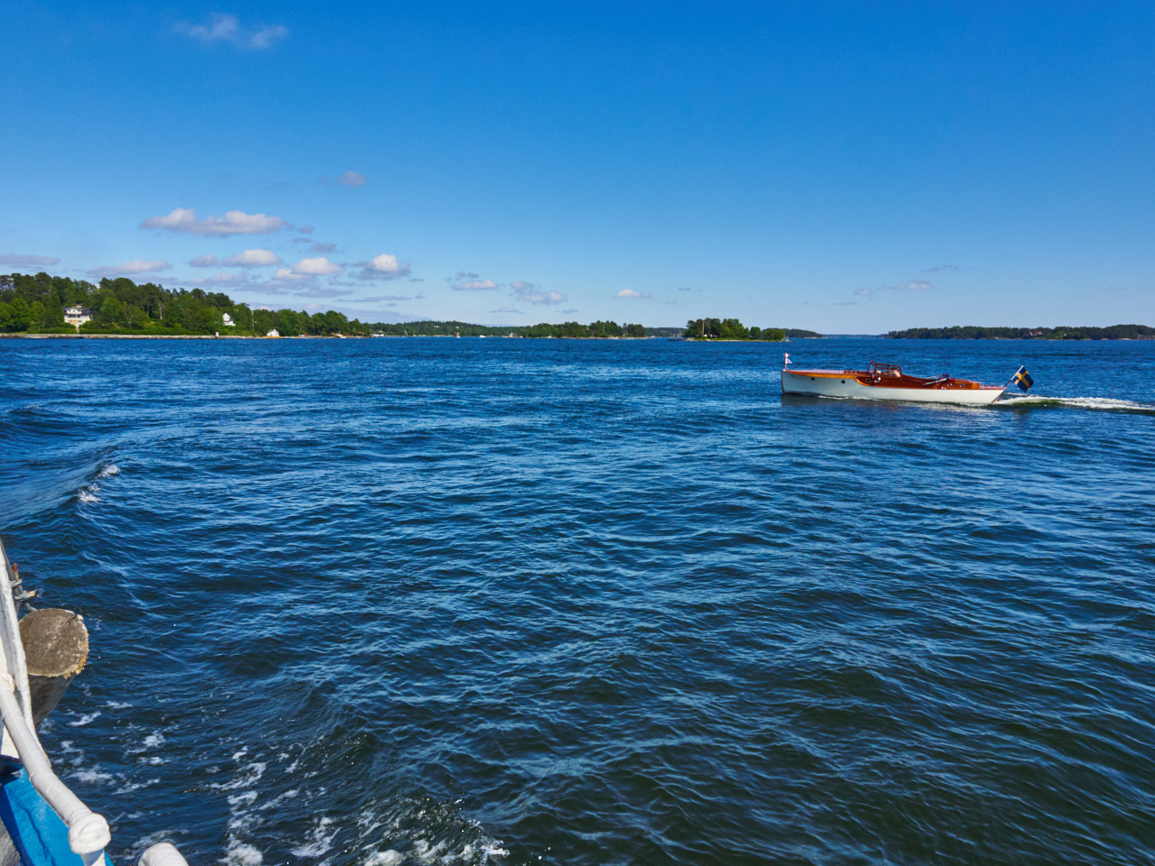 020 Stockholm 14 06 19 42