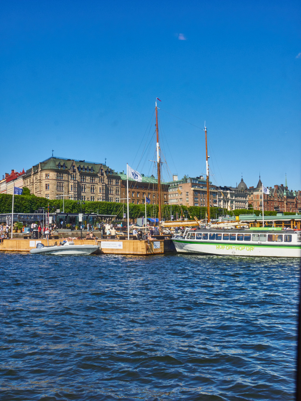 025 Stockholm 14 06 19 52