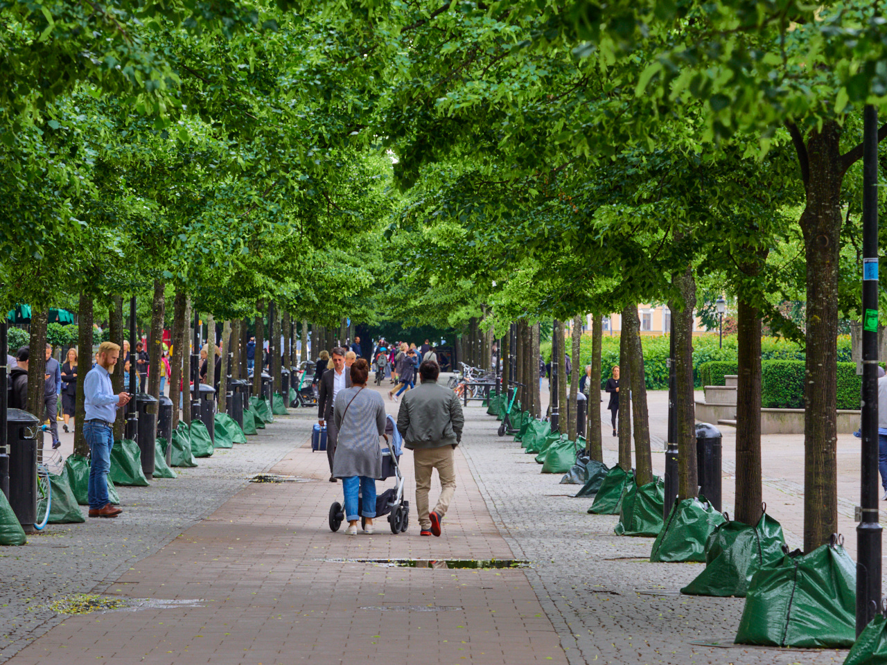 042 Stockholm 14 06 19 84