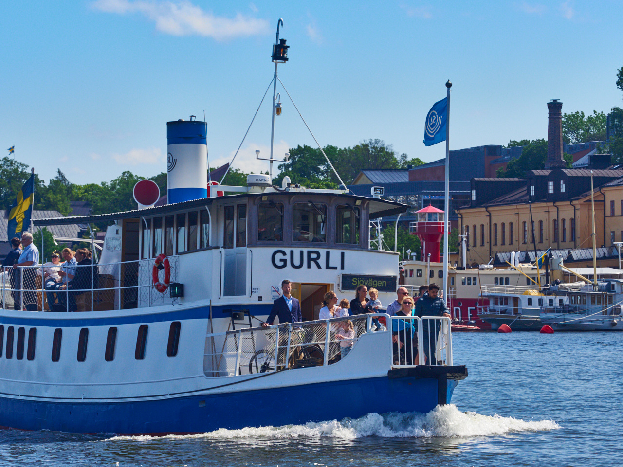 055 Stockholm 14 06 19 113