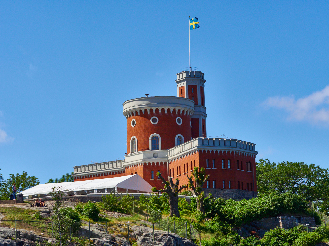 063 Stockholm 14 06 19 130