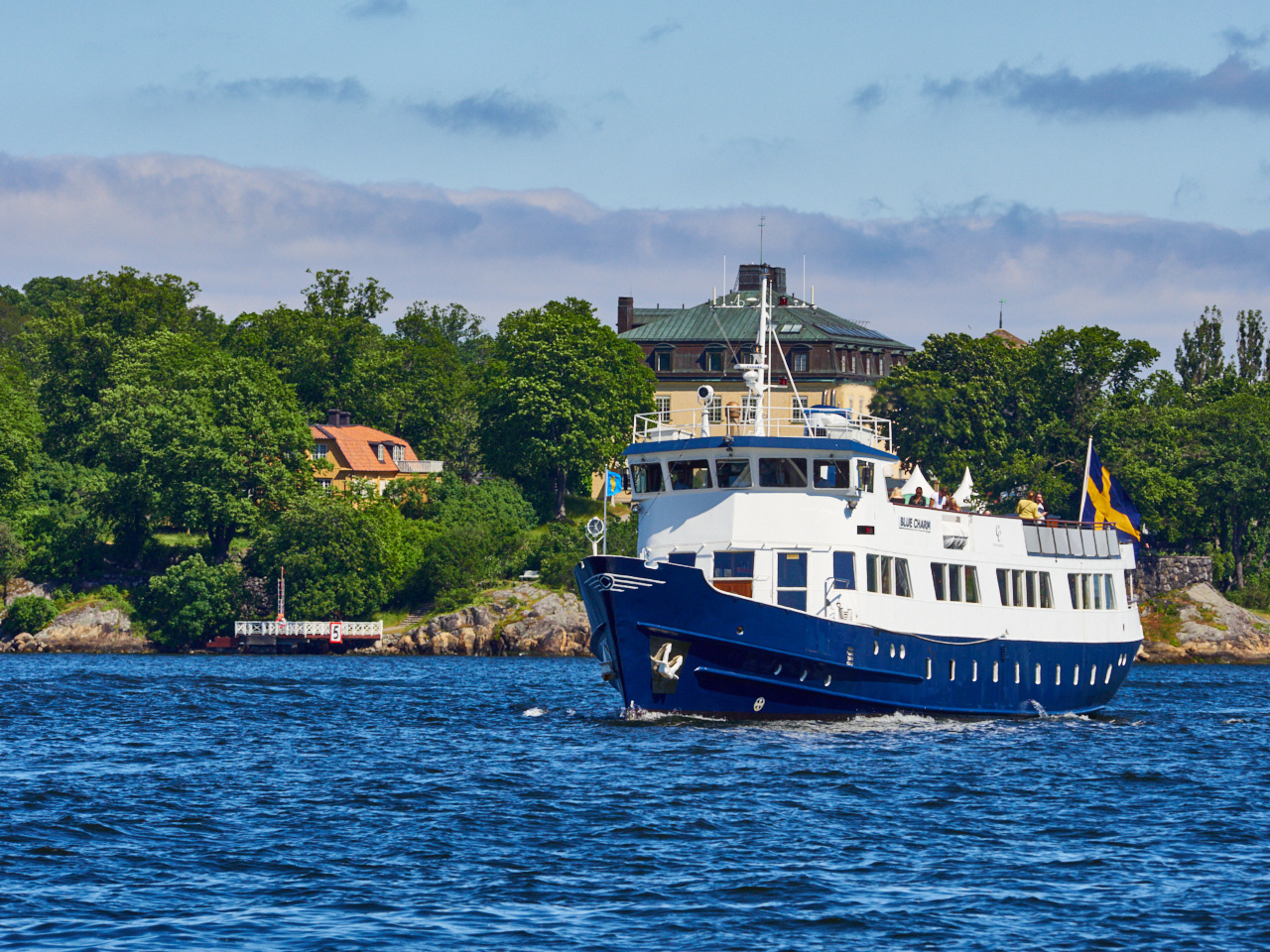 066 Stockholm 14 06 19 133