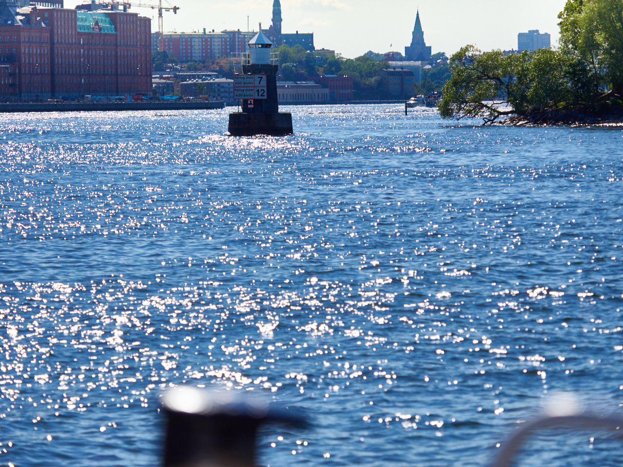 092 Stockholm 14 06 19 219