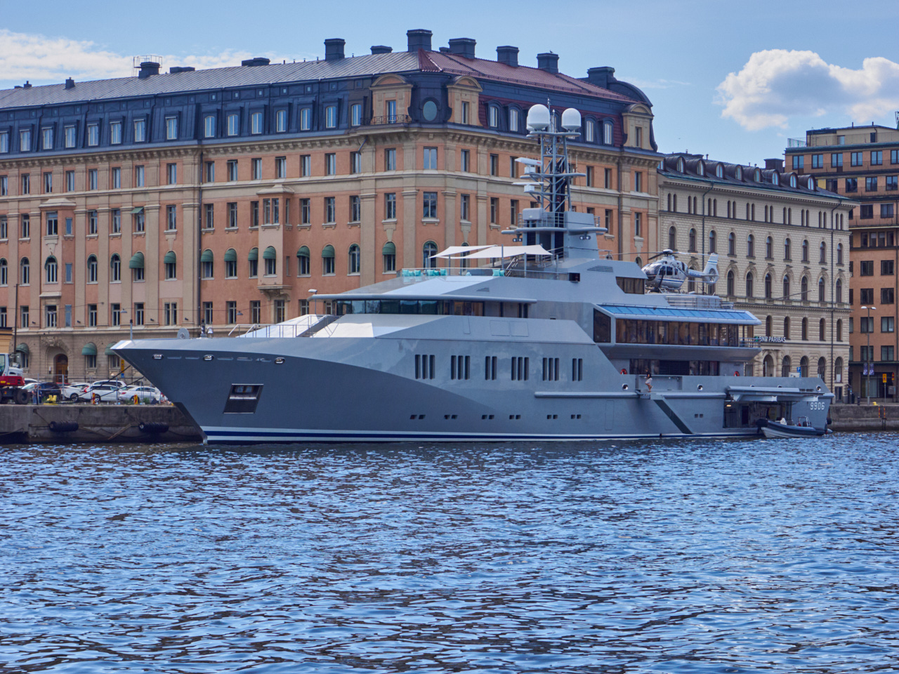 183 Stockholm 16 06 19 18