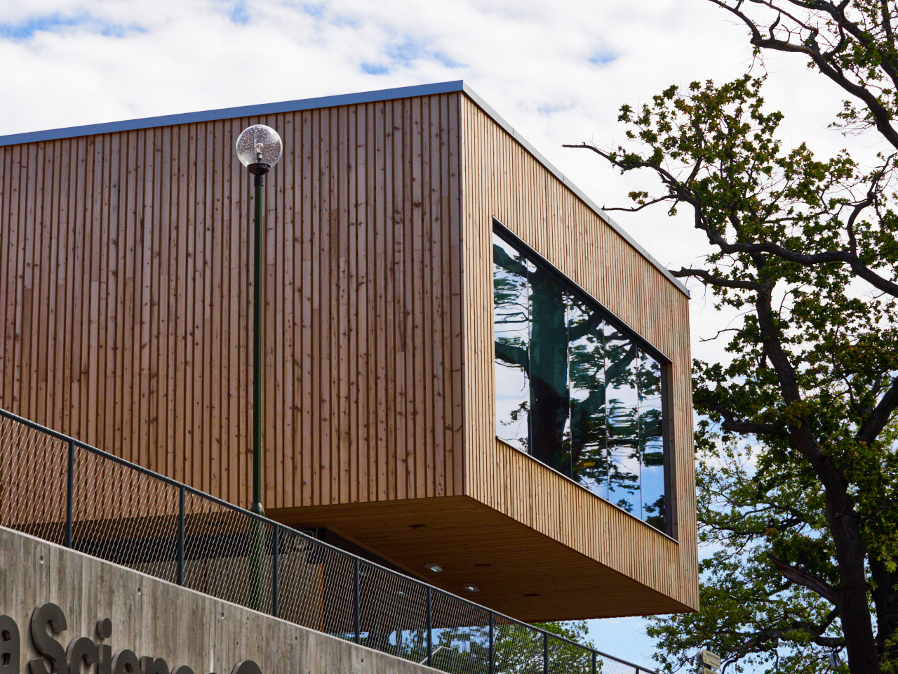 187 Stockholm 16 06 19 24