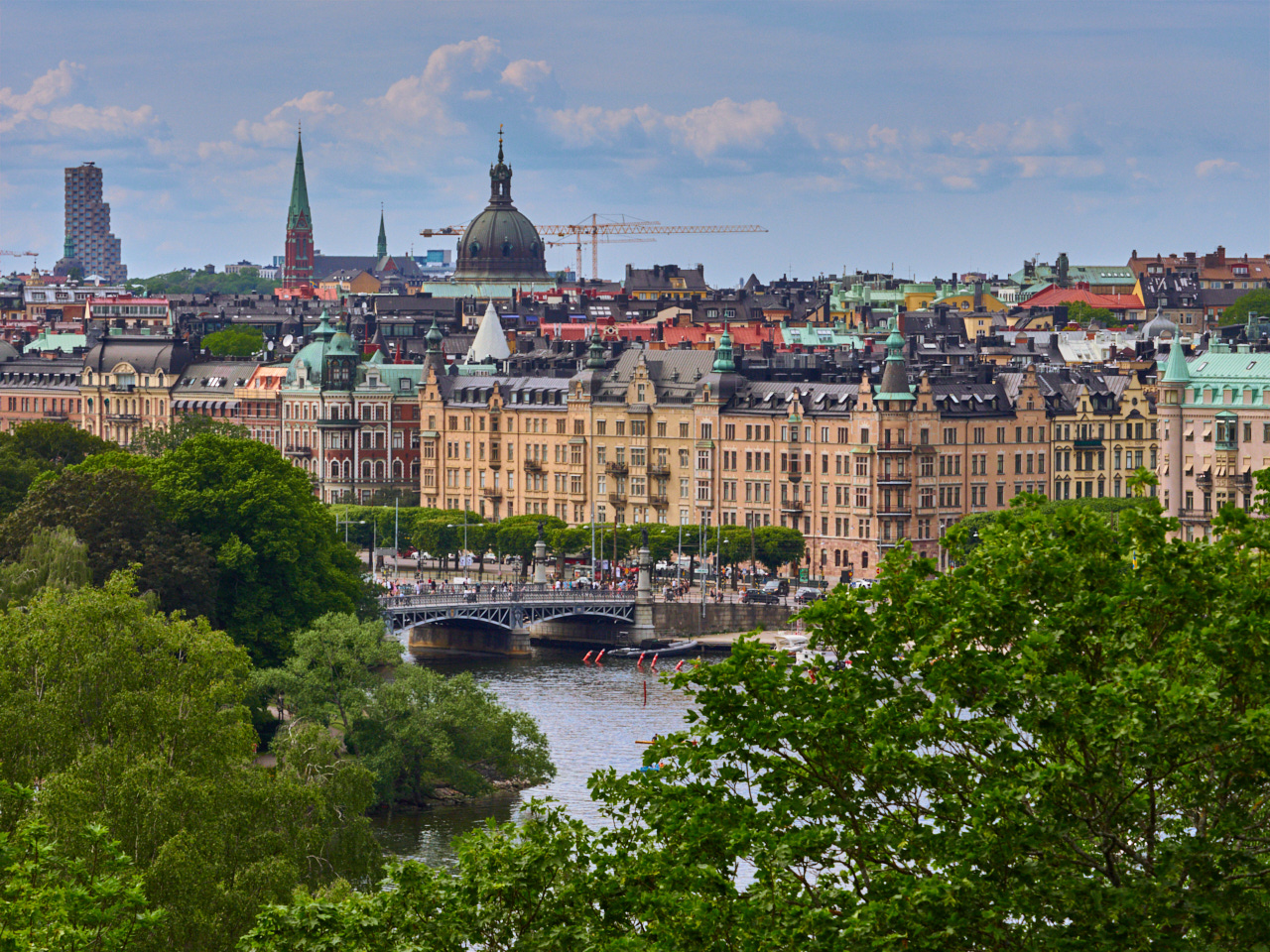 211 Stockholm 16 06 19 93