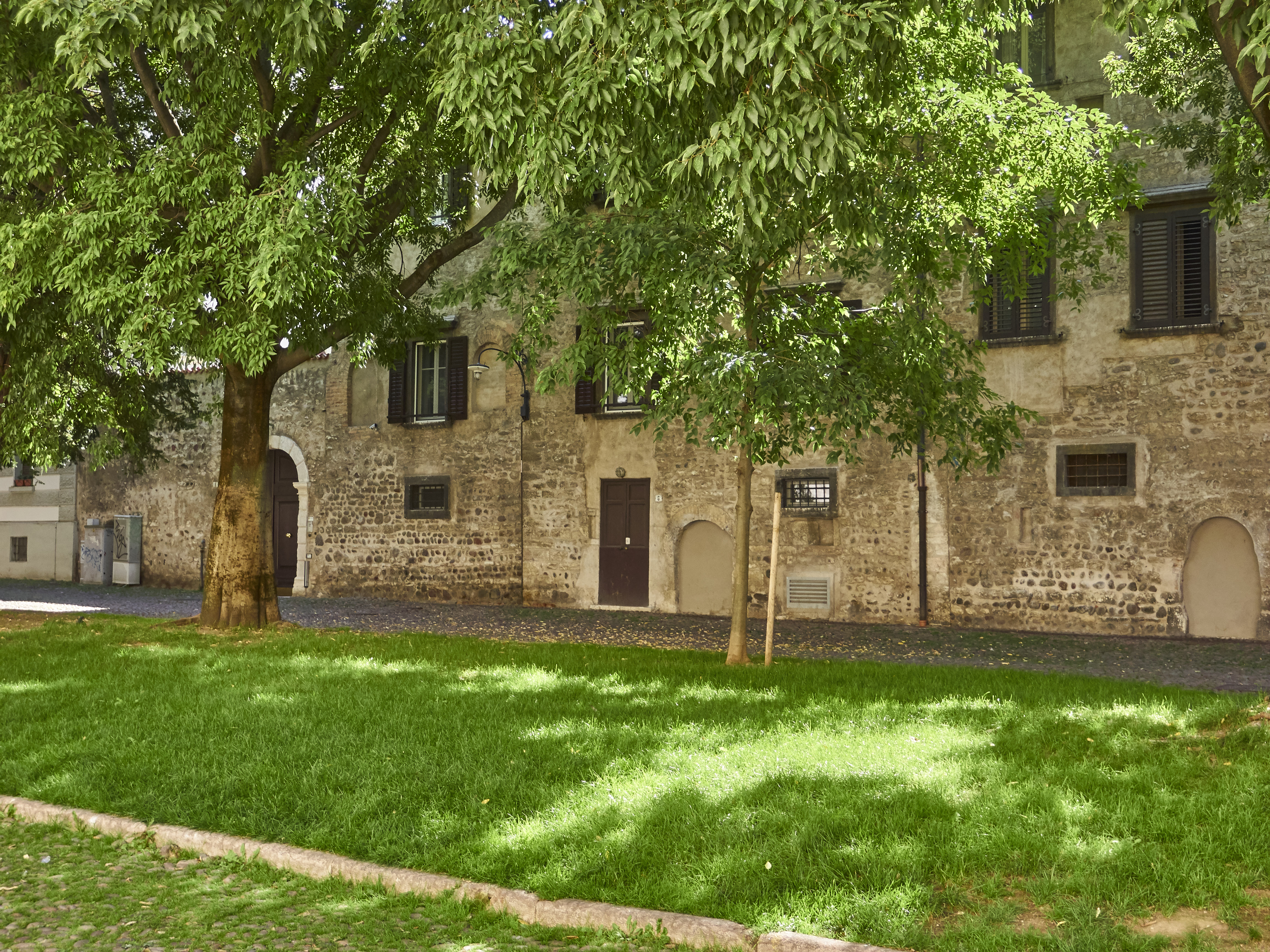 Ledrosee 18 09 19 16