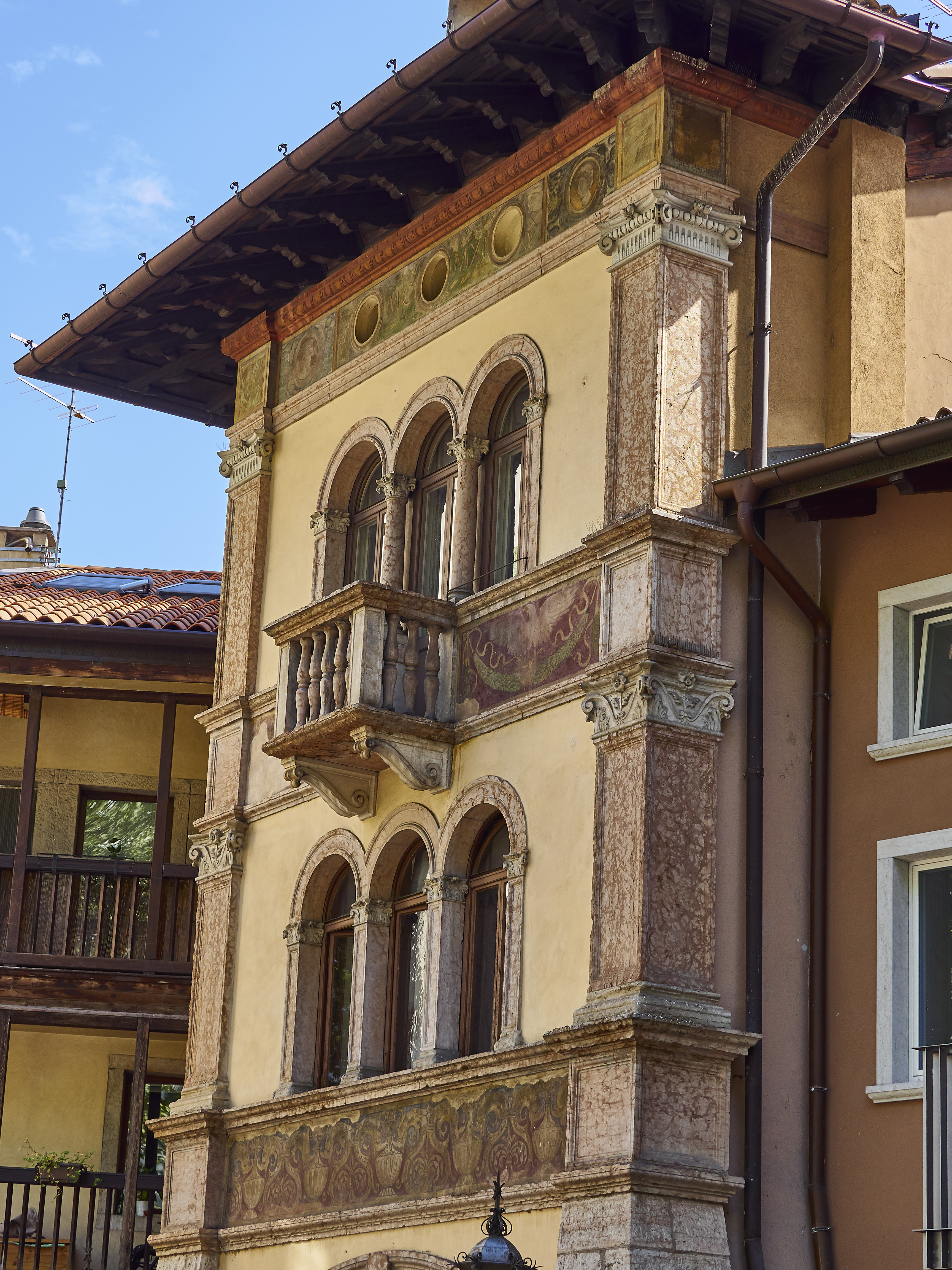 Ledrosee 18 09 19 40