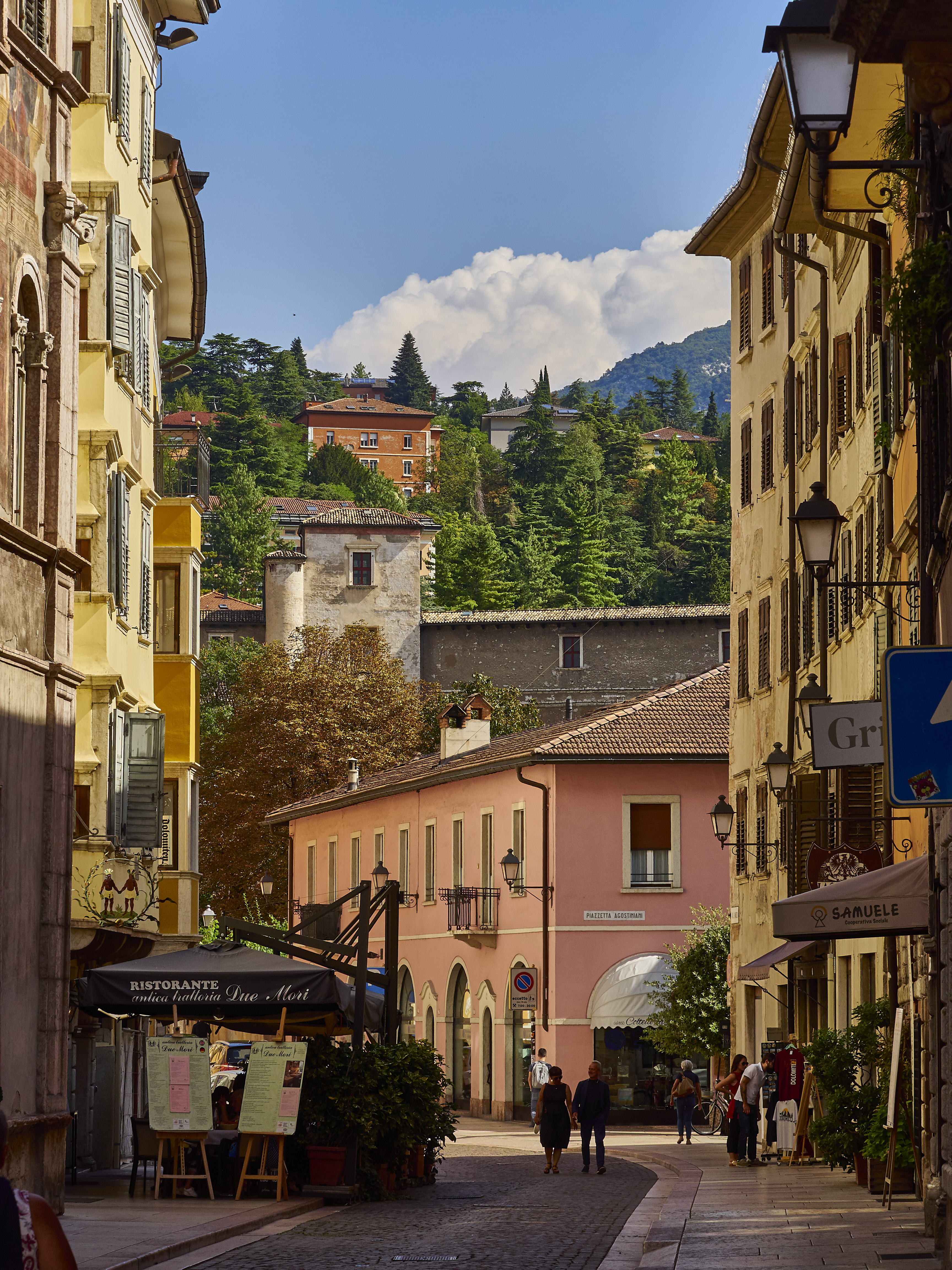 Ledrosee 18 09 19 46