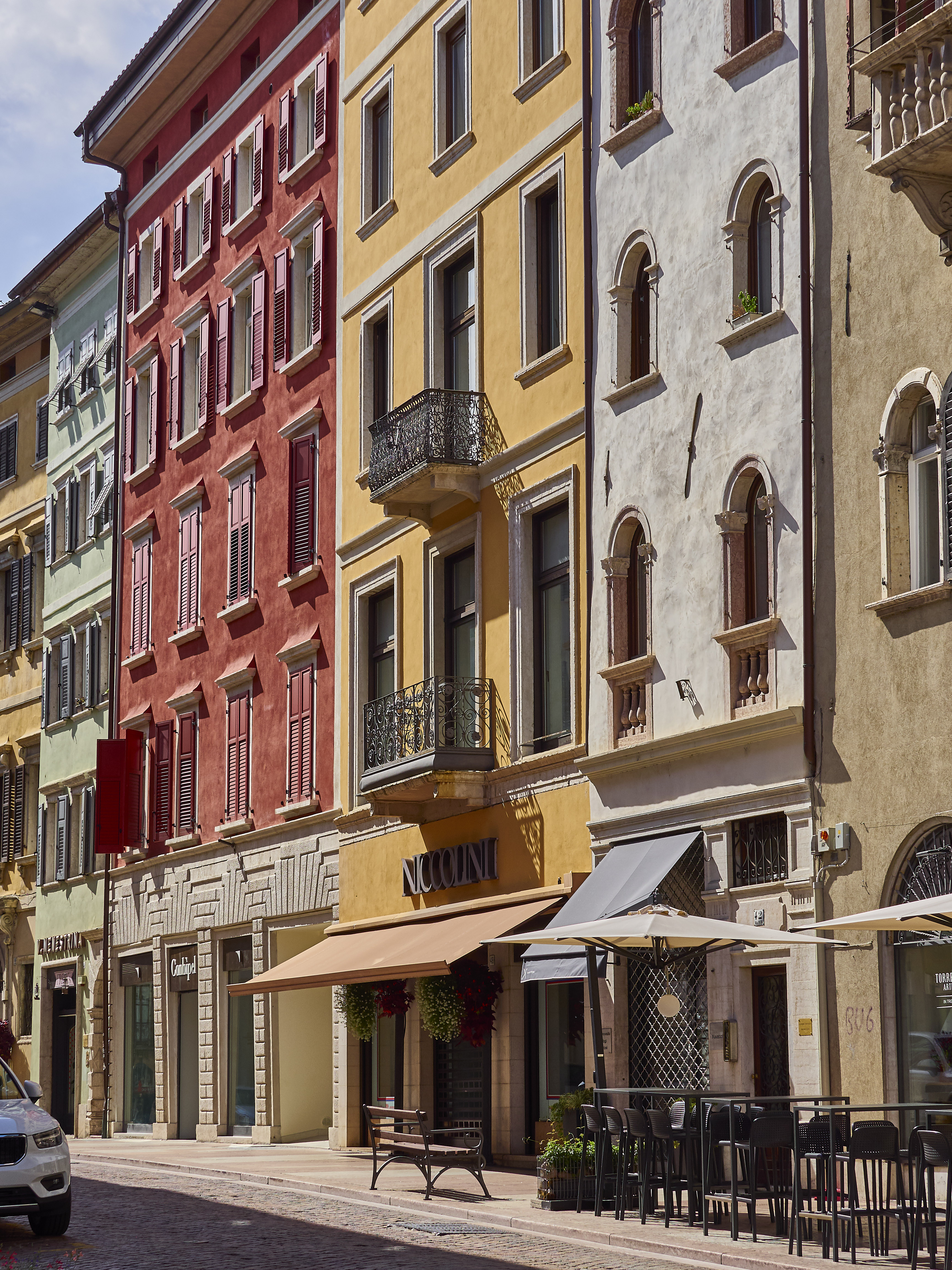 Ledrosee 18 09 19 51