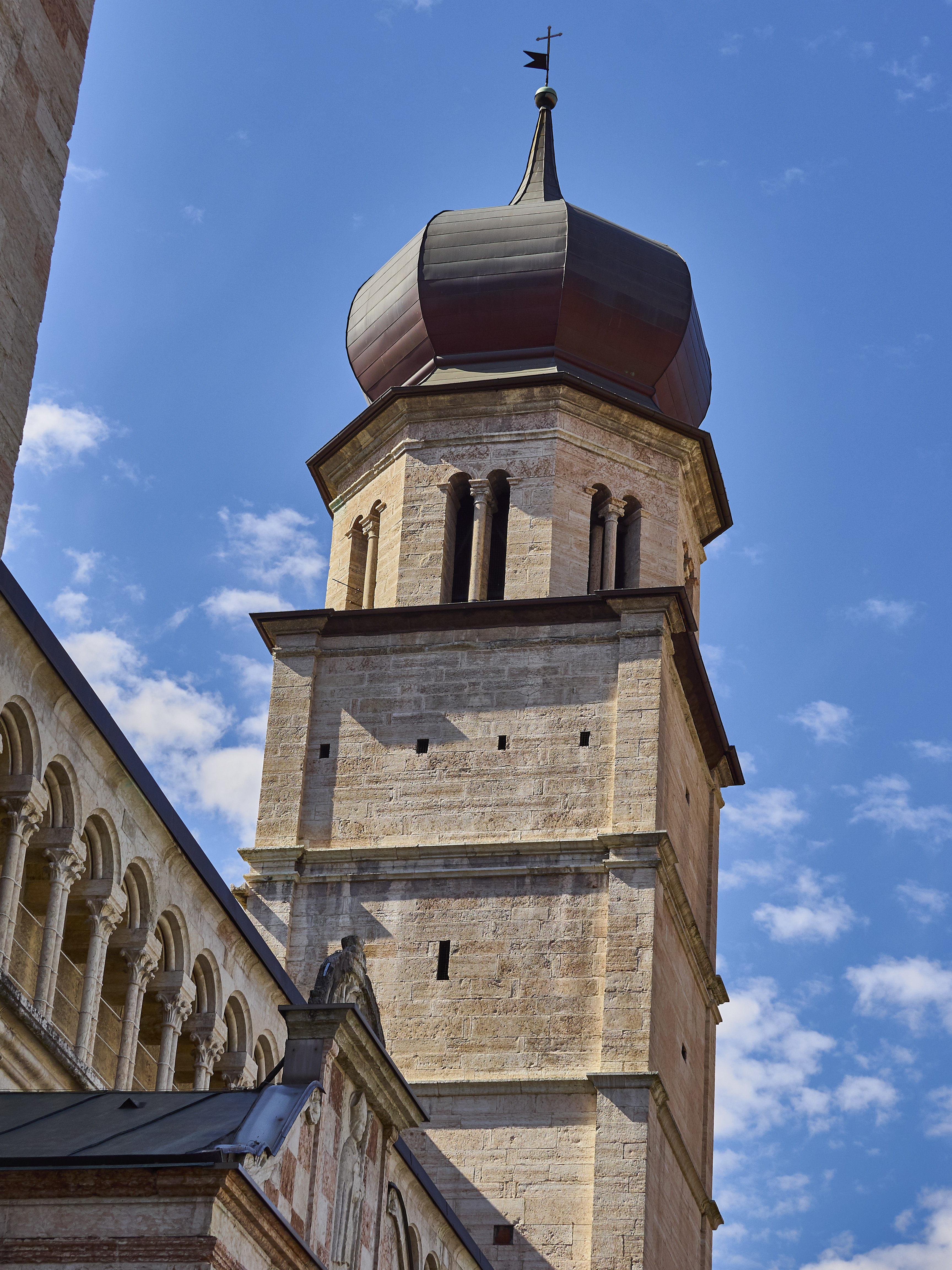 Ledrosee 18 09 19 68