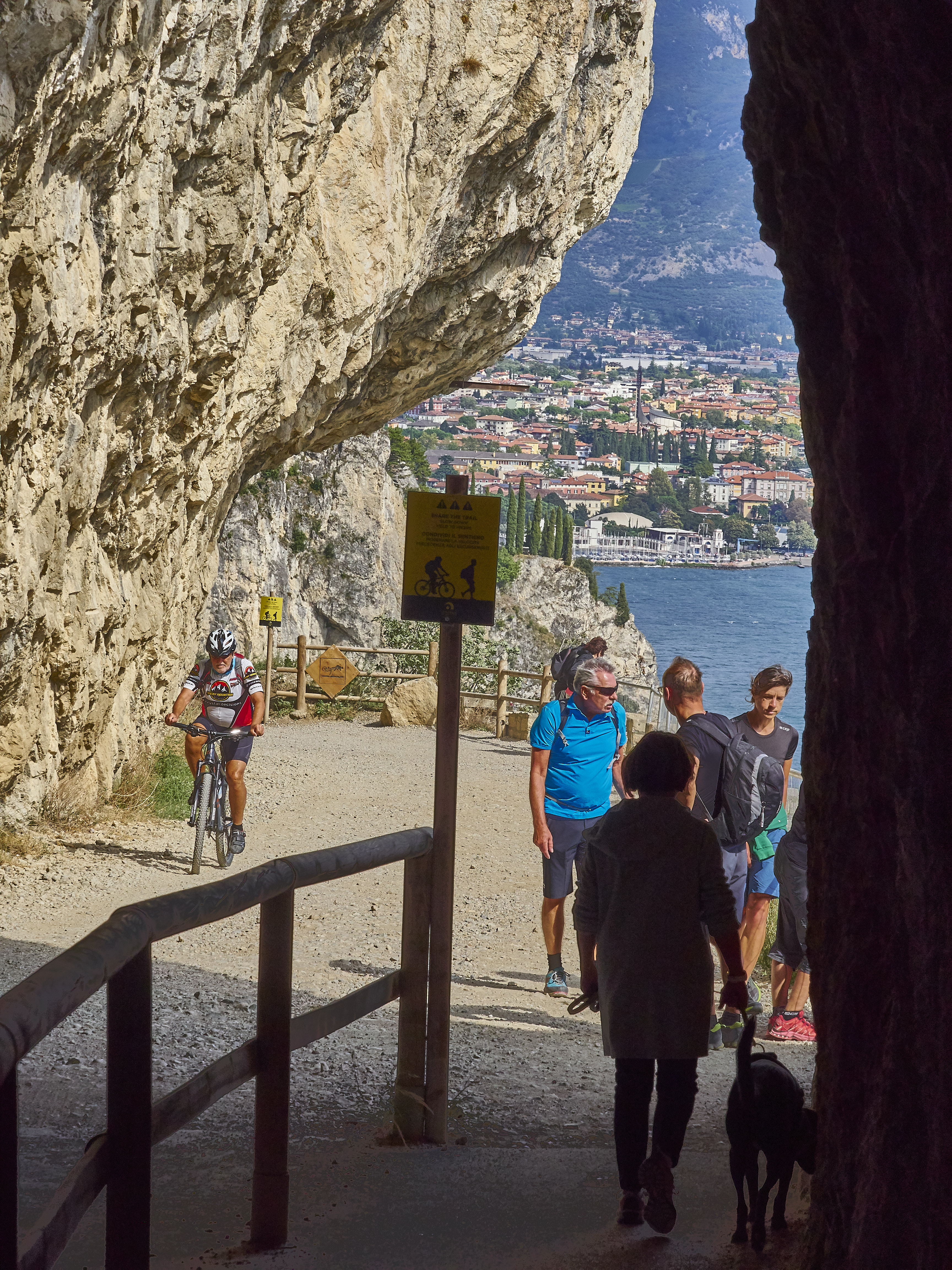 Ledrosee 20 09 19 38